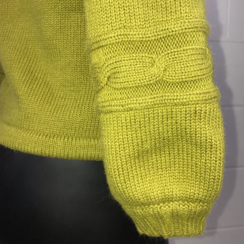 Chartreuse Knit Cardigan Sweater Small Green - Picture 16 of 16